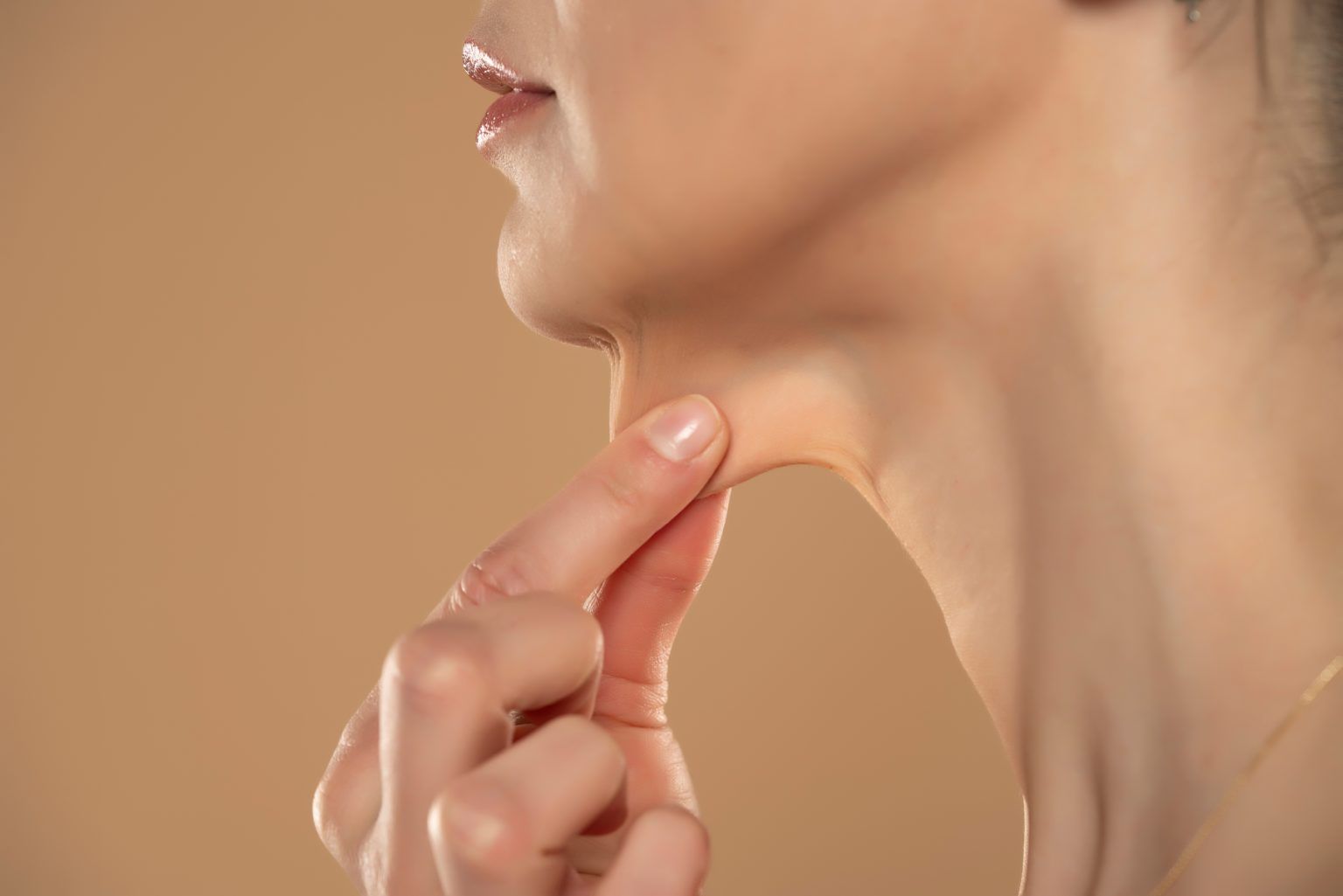 How to Get Rid of Your Sagging Turkey Neck for Good