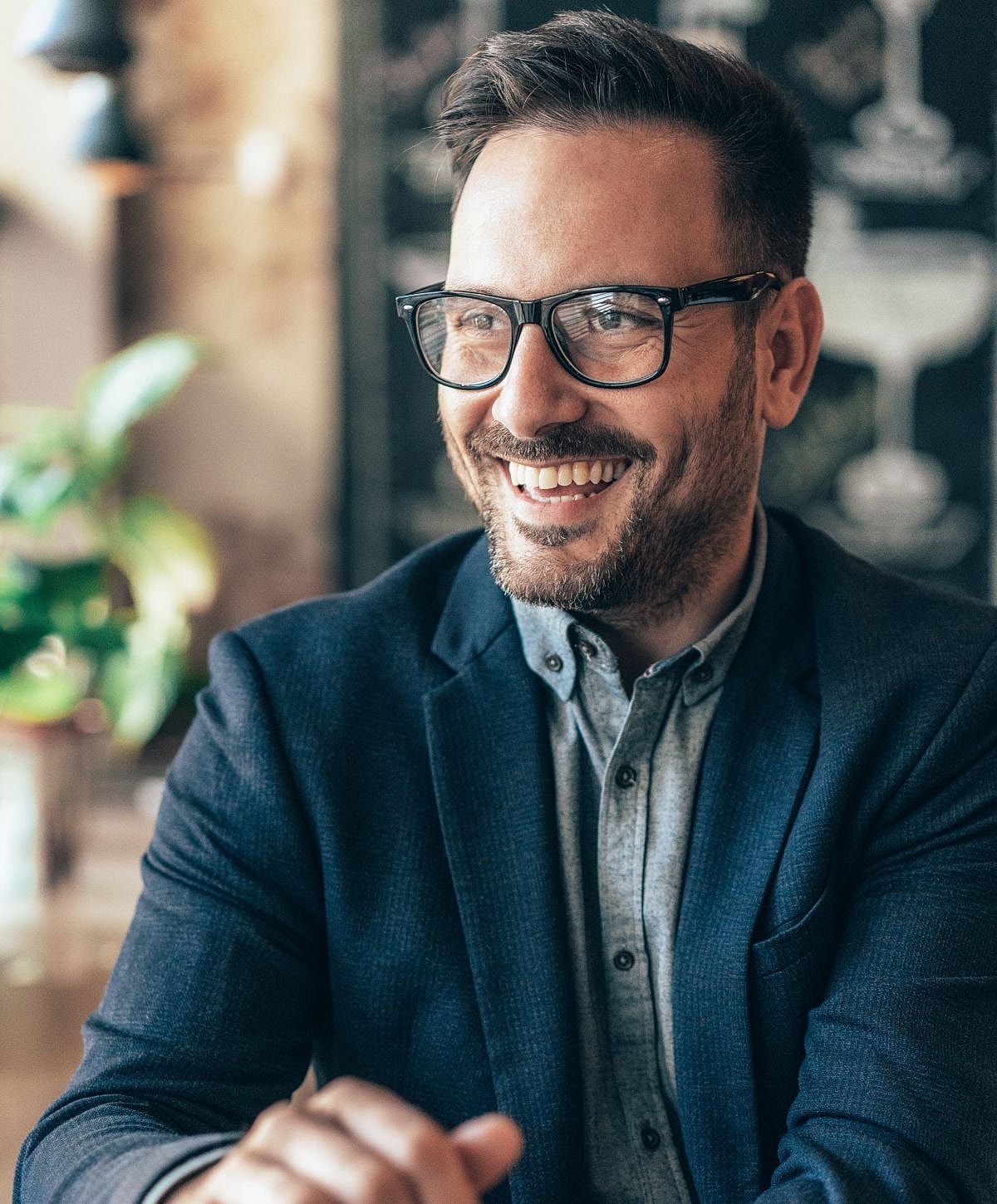 Houston Tummy Tuck for Men model wearing glasses