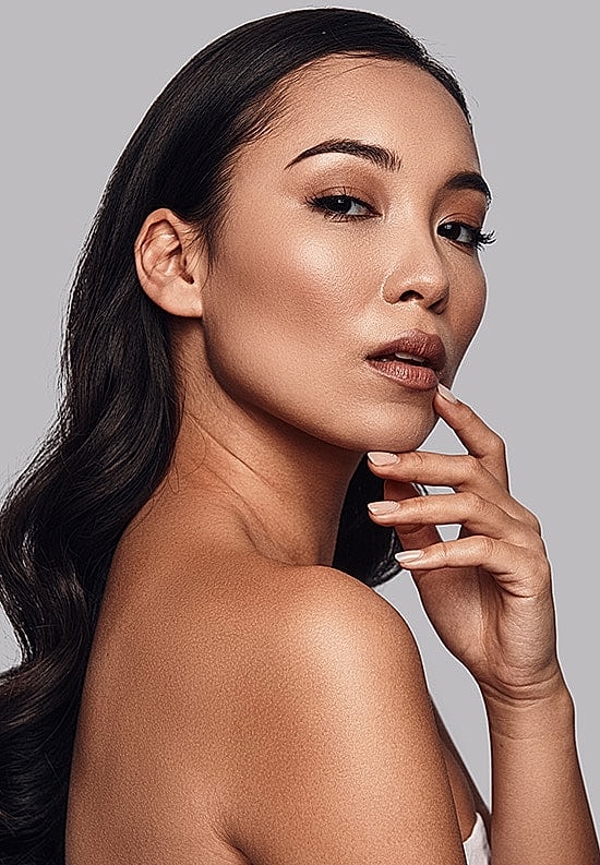 Houston Plastic Surgery model with brown hair