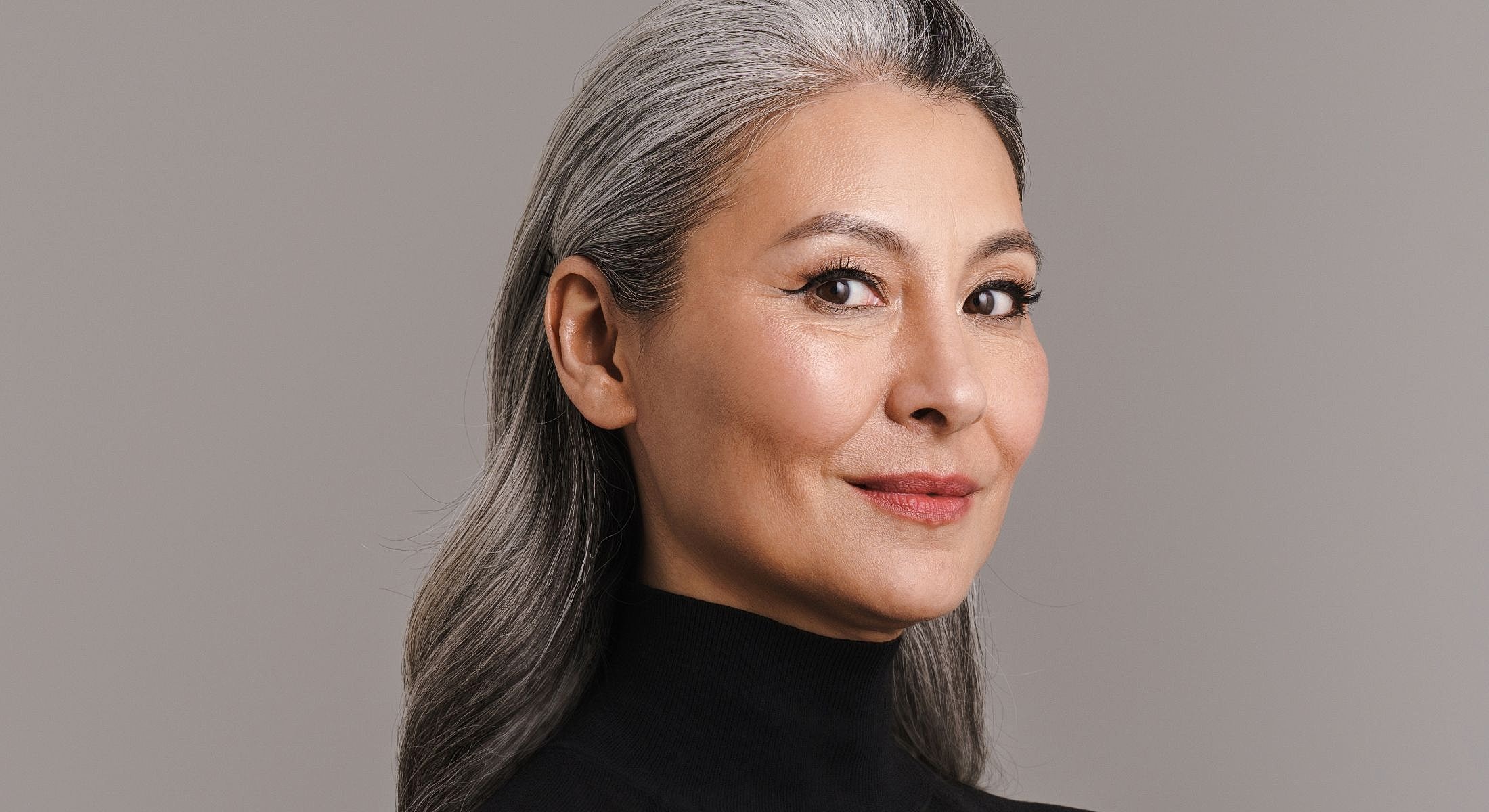 Houston FaceTite model with grey hair